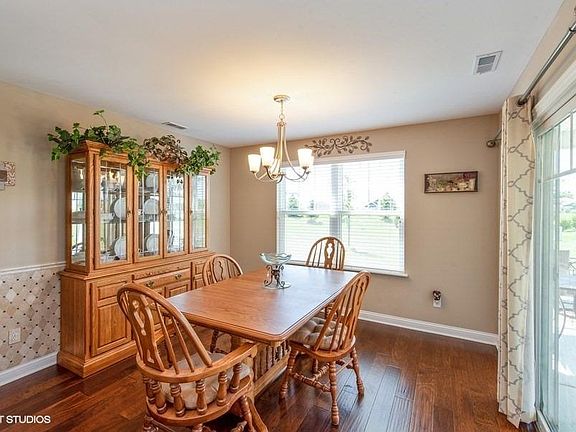 4th image of 10426 Red Rock Pl