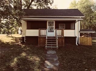 707 Main St, Keyesport, IL 62253