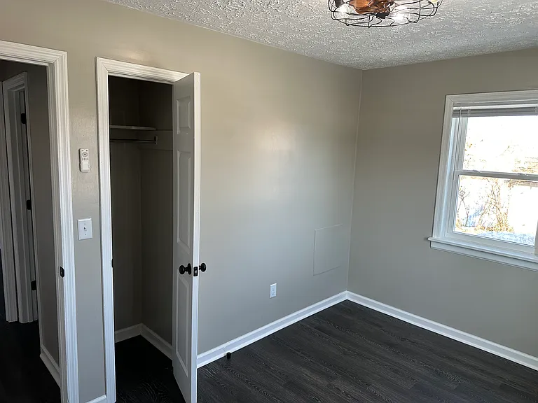 17 Bedroom 2