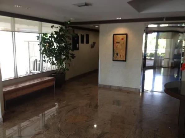 1 Century Ln APT 507, Miami Beach, FL 33139