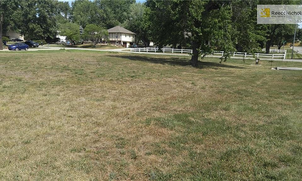 2nd image of 5620 Meadow Height Dr