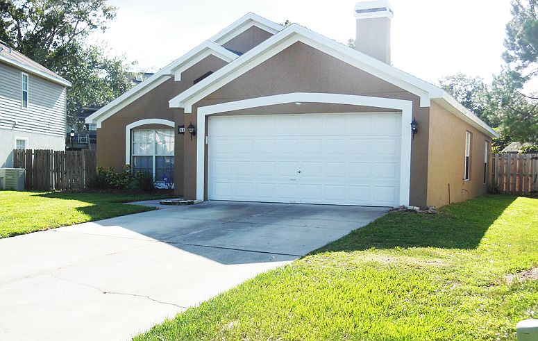 1st image of 840 Garden Glen Loop