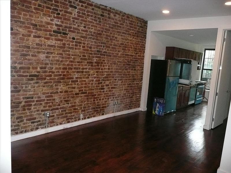 1st image of 332 Gates Ave APT 3