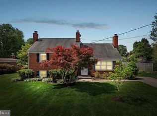 7607 Newcastle Dr, Annandale, VA 22003