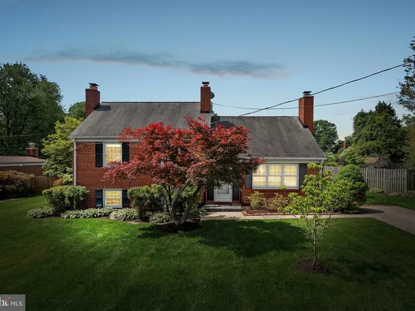 7607 Newcastle Dr, Annandale, VA 22003