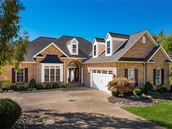 3425 Regans Way, Zanesville, OH 43701