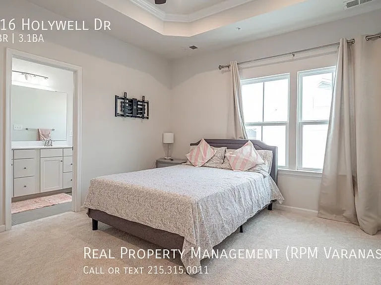 516 Holywell Dr — Photo 14