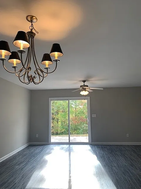 2 bed, 2.5 bath, 1292 sqft, $1,600 — Photo 3