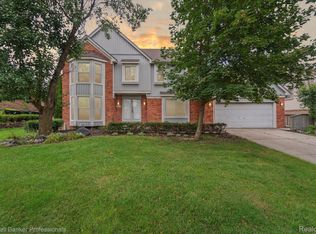 24870 Portsmouth Ave, Novi, MI