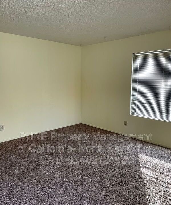 308 COOPER LN Ukiah CA Zillow