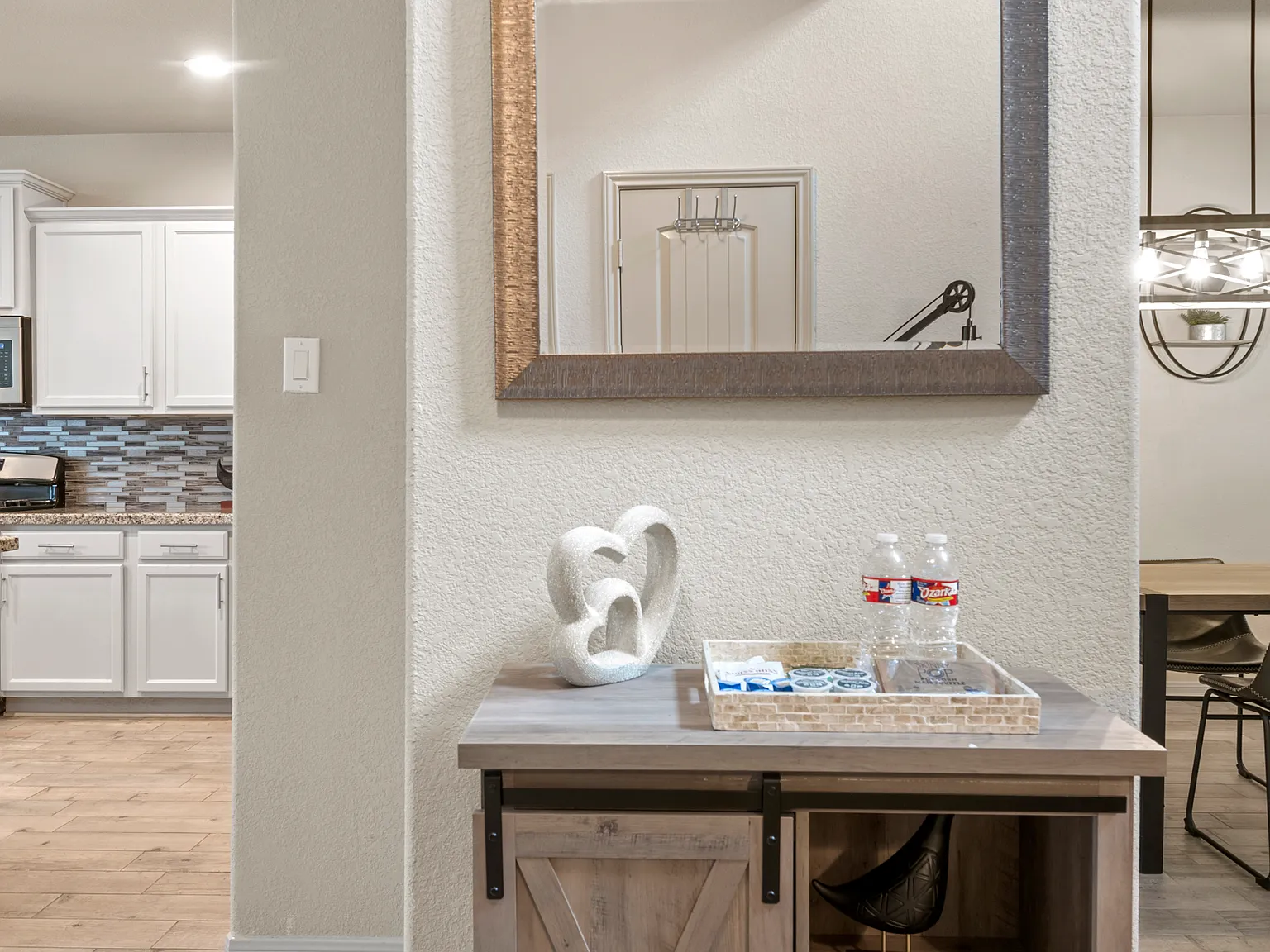 7015 Windy Run Ct — Photo 3
