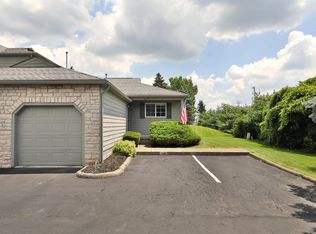 5893 Blendon Place Dr, Columbus, OH 43230