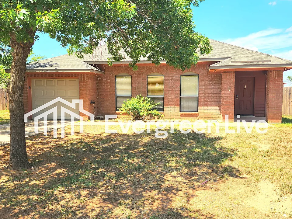 1321 Pueblo Loop