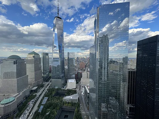 Rented by R New York | media 18