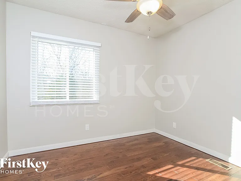 3072 Hoock Ct — Photo 12