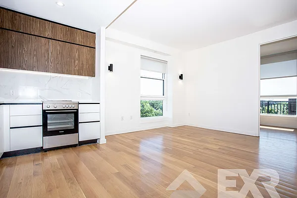 Rented by EXR | media 62