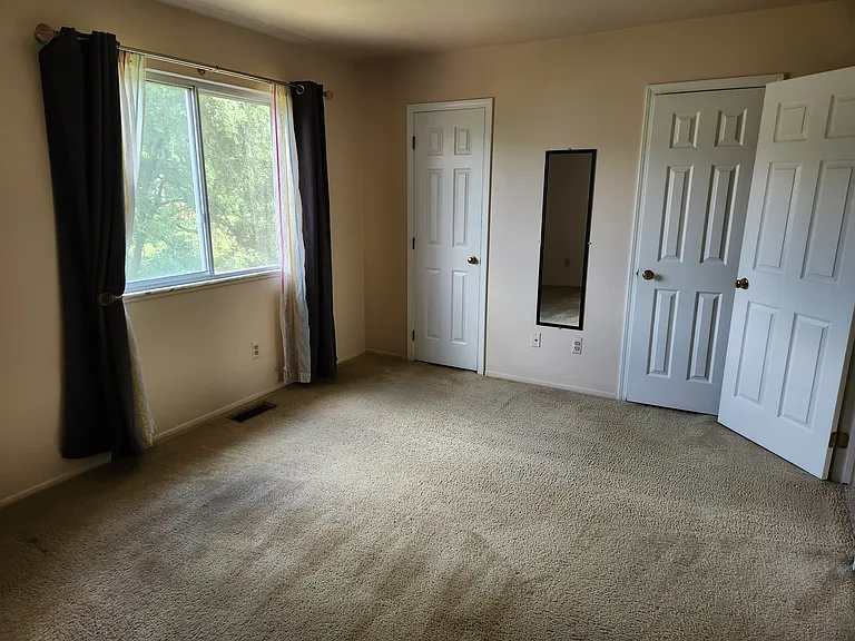 3490 Burbank Dr — Photo 15