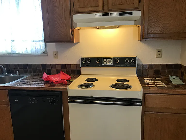 916 44th Avenue Ct #28 — Photo 38