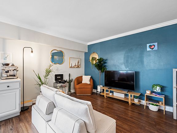 5th image of 4960 N Marine Dr APT 1012