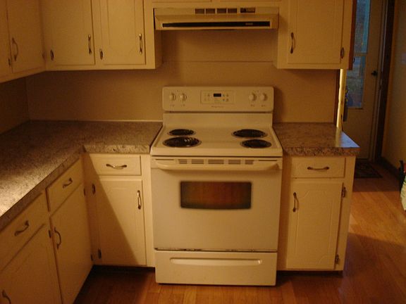 5th image of 102 Holly Pines Ct