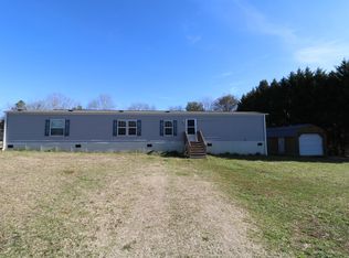 137 Gray Fox Dr, Lawndale, NC 28090