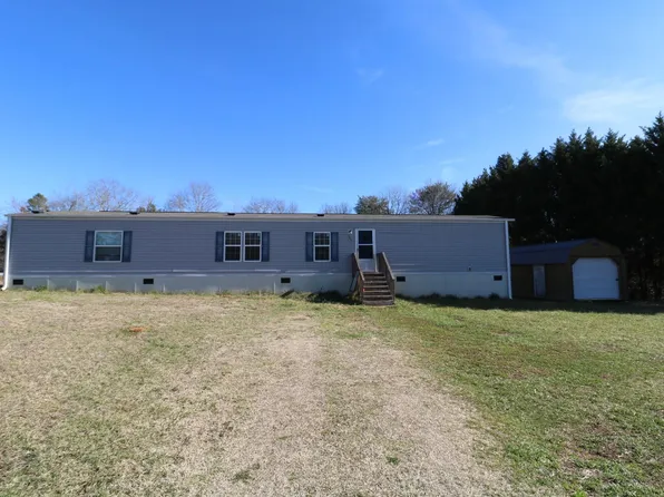 137 Gray Fox Dr, Lawndale, NC 28090