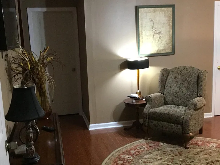 150 Magnolia Ave — Photo 3