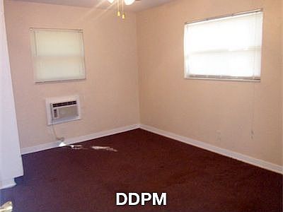 4th image of 3425 19th Ave S