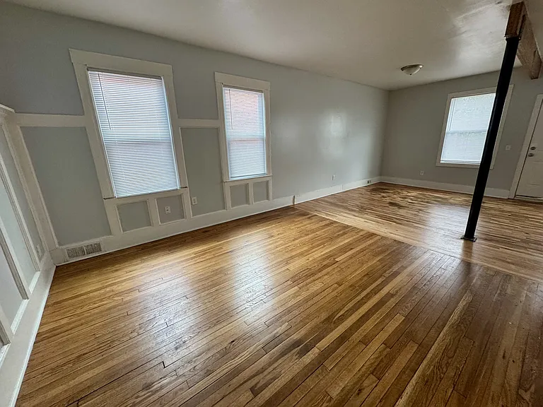 226 Kenilworth St #2 — Photo 6