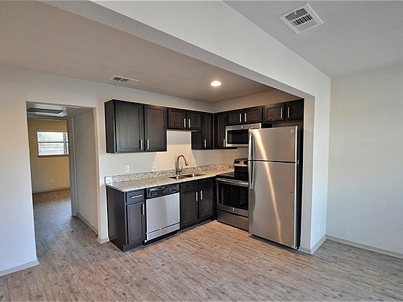 5th image of 4710 Munger Ave #A2