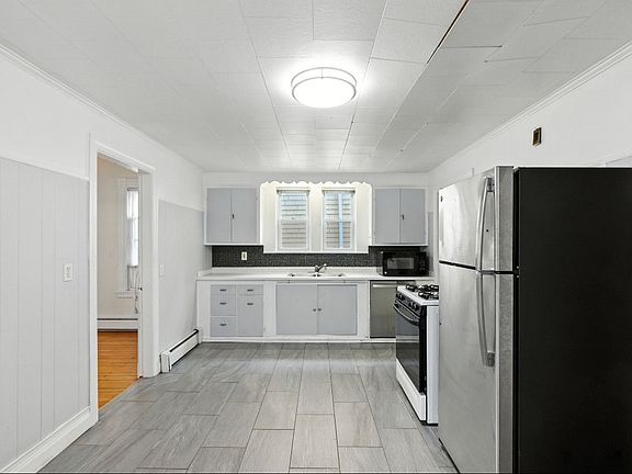 2nd image of 548 Broadway #2