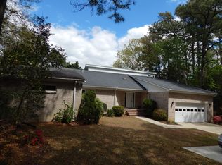 148 Oakleaf Dr, Pine Knoll Shores, NC 28512