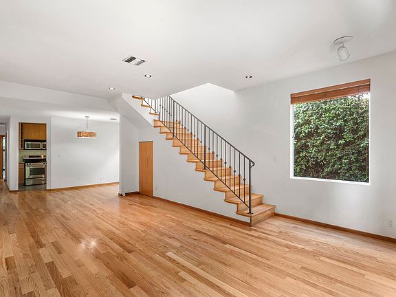 2nd image of 963 Hancock Ave #965