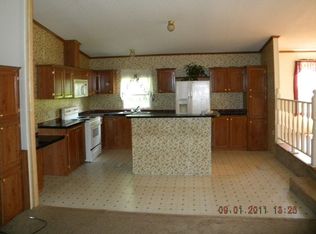 196 Bennett Ln, Glade Valley, NC 28627