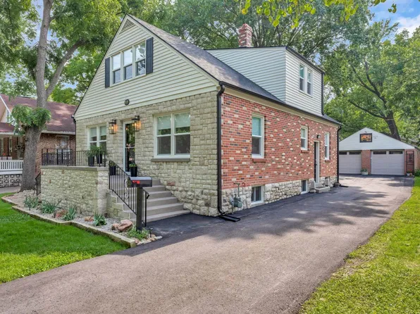 627 SW Medford Ave, Topeka, KS 66606