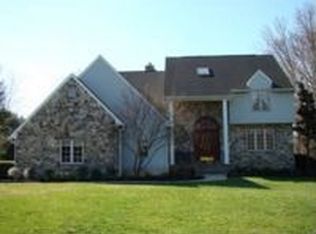 502 Sharp Dr, Mickleton, NJ 08056