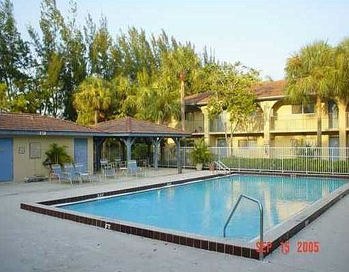 3rd image of 7625 NW 42nd Pl APT 125