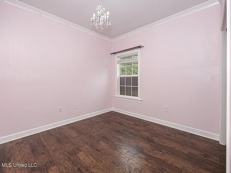 15208 Lisa Dr — Photo 34