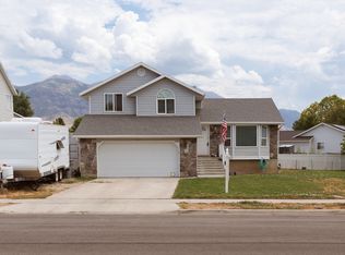 816 N 250th St W, American Fork, UT 84003
