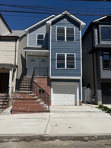 45 Graham Ave #1 Photo 1