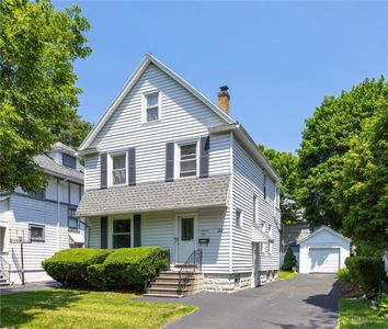 32 Bellwood Pl, Rochester, NY, 14609