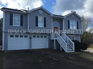 630 Heathgate Dr, Lawrenceville, GA 30044