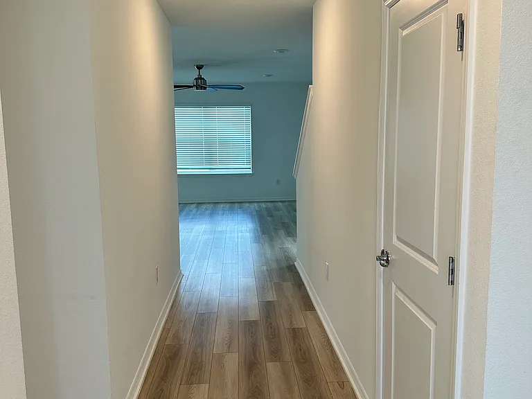 20665 Drake Elm Dr — Photo 3