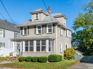 10 New St, Butler, NJ 07405