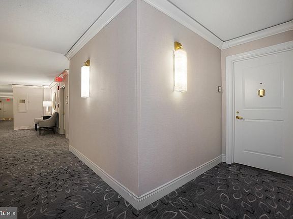 4th image of 4601 N Park Ave APT 312-M