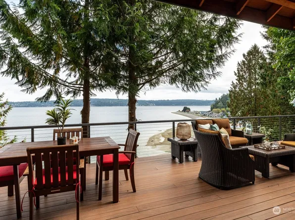 1137 Harbortop Terrace, Greenbank, WA 98253