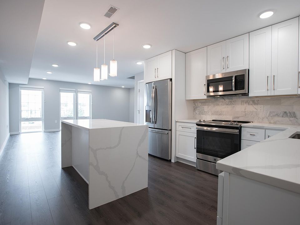 1st image of 747 N 20th St #5