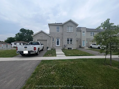 82 Saint George St Photo 1