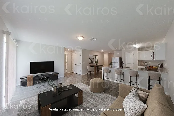 1128 Hayes Ave S — Photo 3