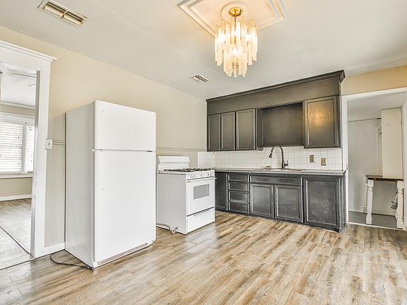 5th image of 4808 36th St